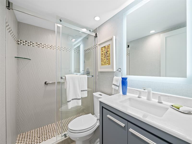 Image 21 of 27 For 888 Intracoastal Dr  12f