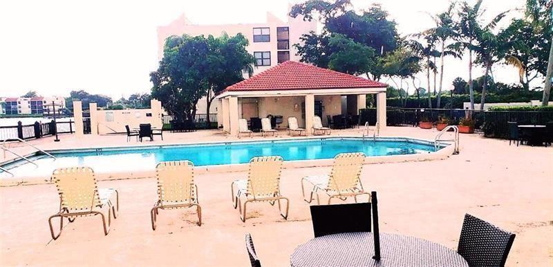 Details for 114 Lake Emerald Dr  305, Oakland Park, FL 33309