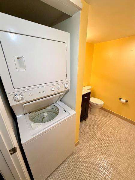 Image 18 of 31 For 5550 44 St  212b