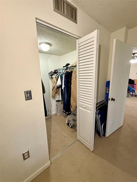 Image 19 of 31 For 5550 44 St  212b