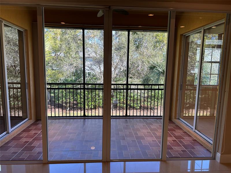 Image 8 of 24 For 12805 83rd Ct  23-e