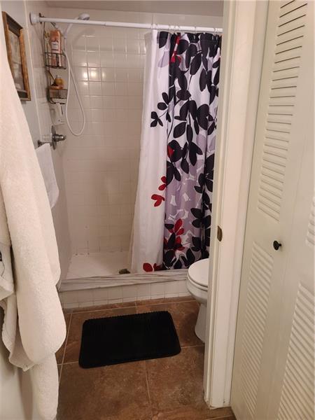 Image 15 of 30 For 9999 Summerbreeze Dr  417