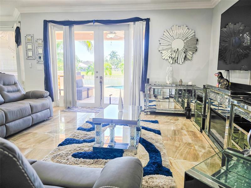 Image 12 of 47 For 6600 56th Dr