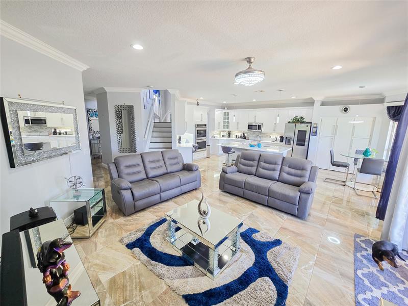 Image 14 of 47 For 6600 56th Dr