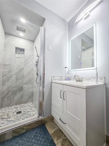 Image 16 of 47 For 6600 56th Dr