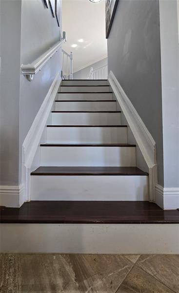 Image 26 of 47 For 6600 56th Dr