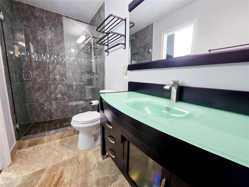 Image 33 of 47 For 6600 56th Dr