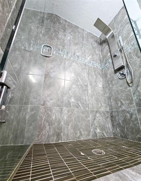 Image 34 of 47 For 6600 56th Dr
