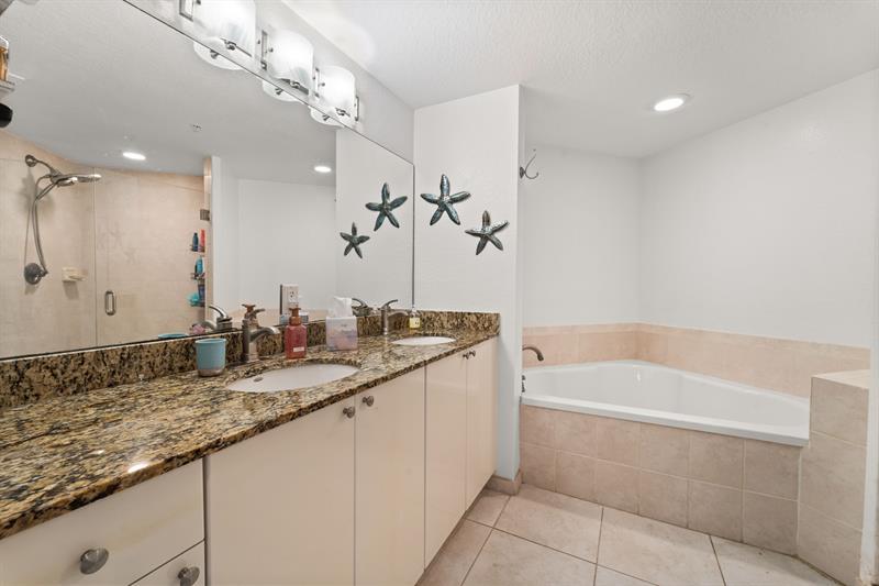 Image 13 of 37 For 1830 Radius Dr  1017