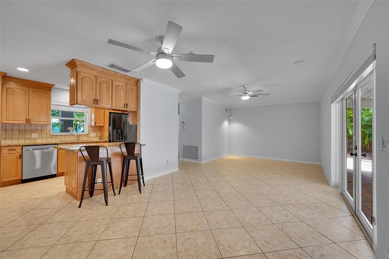 Image 23 of 65 For 1800 28th St
