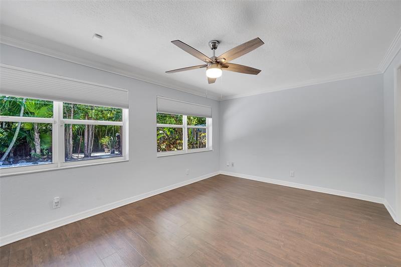 Image 30 of 65 For 1800 28th St