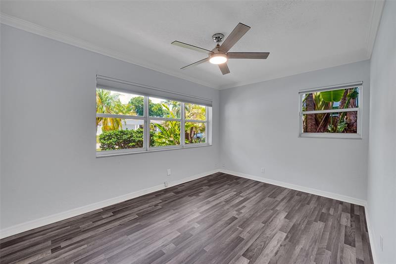 Image 36 of 65 For 1800 28th St