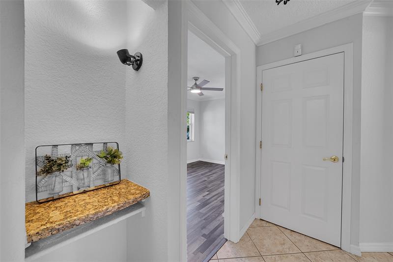 Image 39 of 65 For 1800 28th St