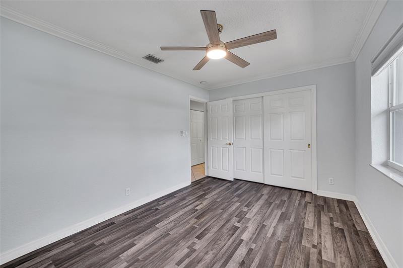 Image 40 of 65 For 1800 28th St