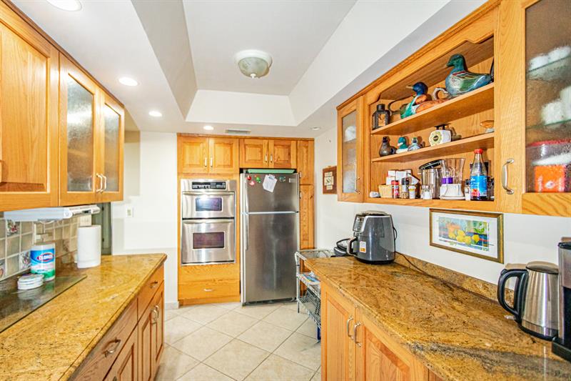 Image 11 of 25 For 3800 Galt Ocean Dr  310