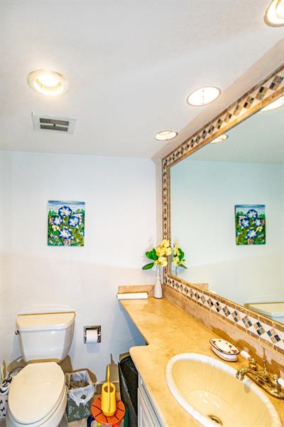 Image 12 of 25 For 3800 Galt Ocean Dr  310