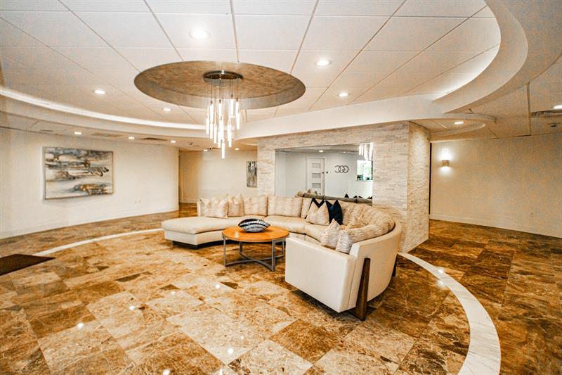 Image 4 of 25 For 3800 Galt Ocean Dr  310