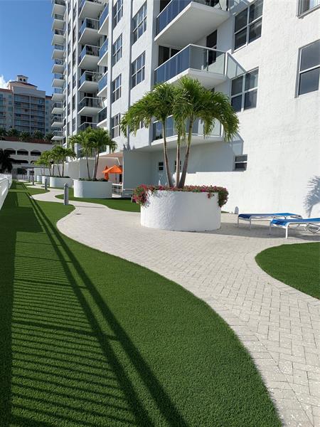 Image 17 of 40 For 3015 Ocean Blvd  15a