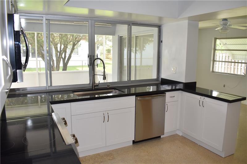 Image 7 of 16 For 5181 88th Terr