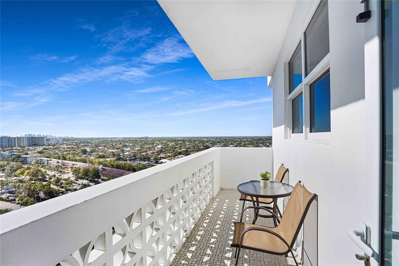 Image 5 of 24 For 4250 Galt Ocean Dr  12b