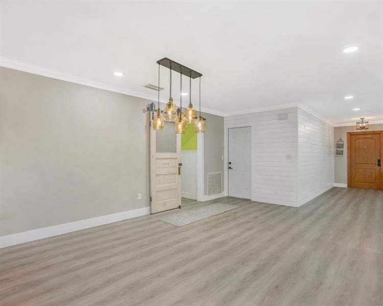 Image 23 of 73 For 5921 18th St