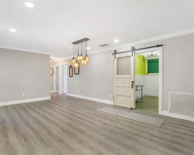 Image 24 of 73 For 5921 18th St