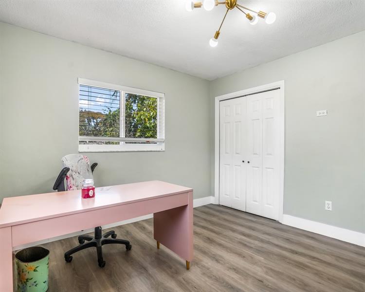 Image 44 of 73 For 5921 18th St