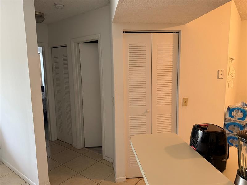Image 11 of 28 For 9033 Wiles Rd  304