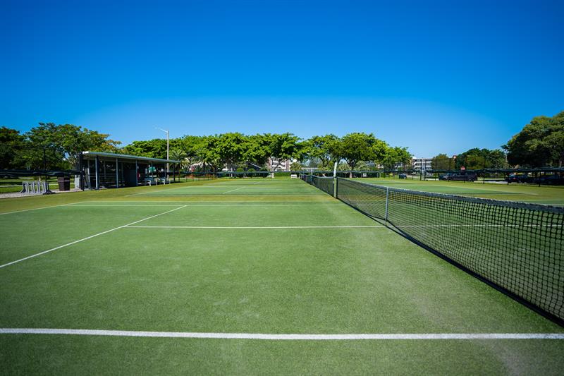 Image 31 of 34 For 258 Markham L  258