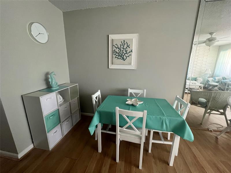 Image 6 of 34 For 258 Markham L  258