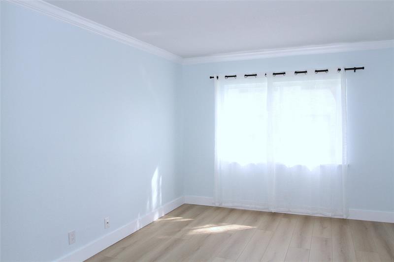 Image 12 of 19 For 101 6th Av  5