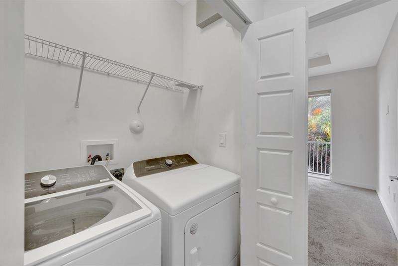 Image 24 of 49 For 17624 149th Pl