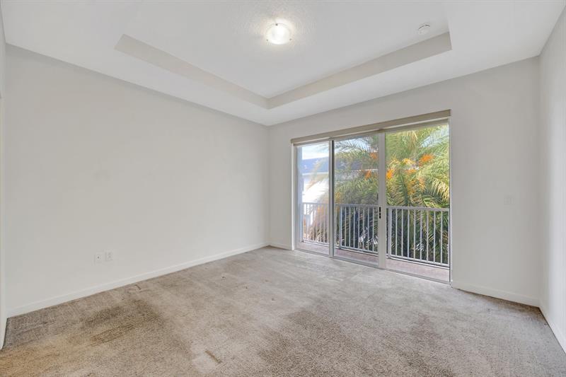 Image 25 of 49 For 17624 149th Pl