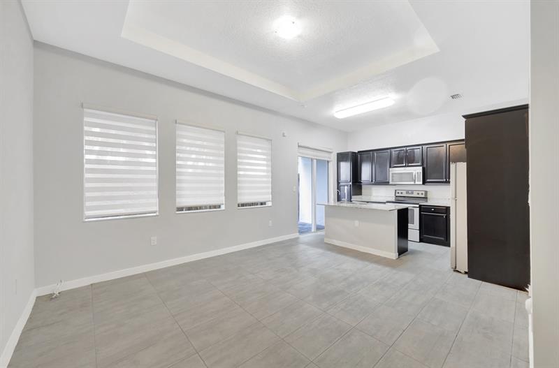 Image 3 of 49 For 17624 149th Pl