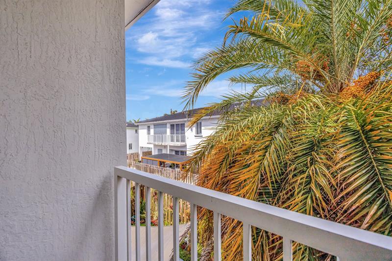 Image 33 of 49 For 17624 149th Pl