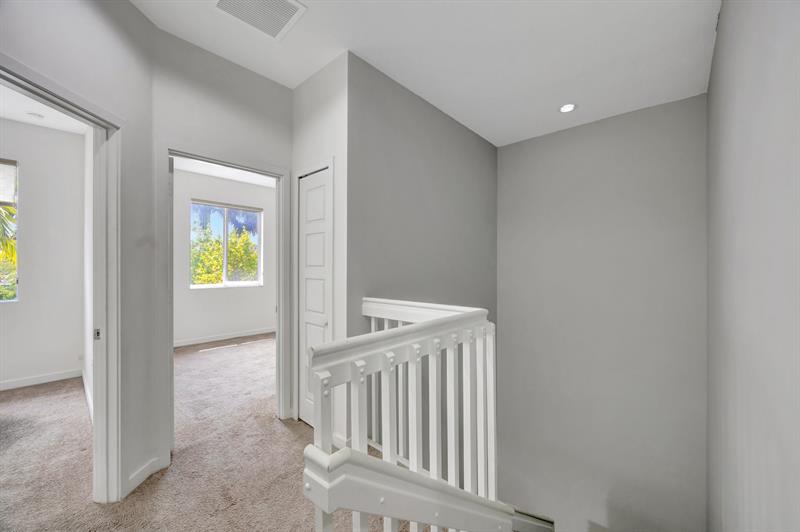 Image 39 of 49 For 17624 149th Pl