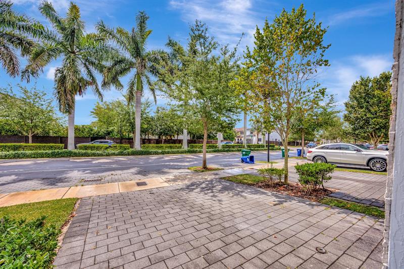 Image 40 of 49 For 17624 149th Pl