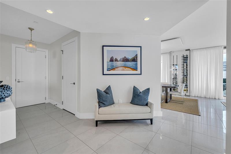 Image 15 of 48 For 100 Las Olas Blvd  1701