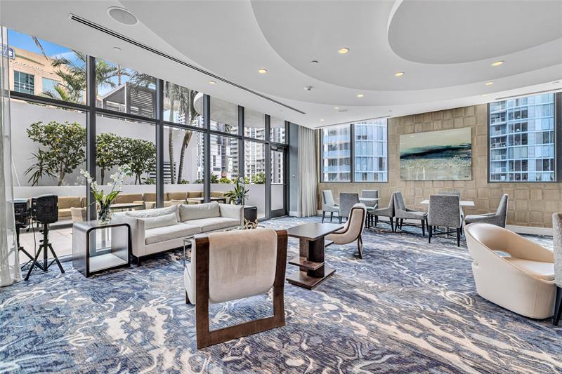 Image 43 of 48 For 100 Las Olas Blvd  1701