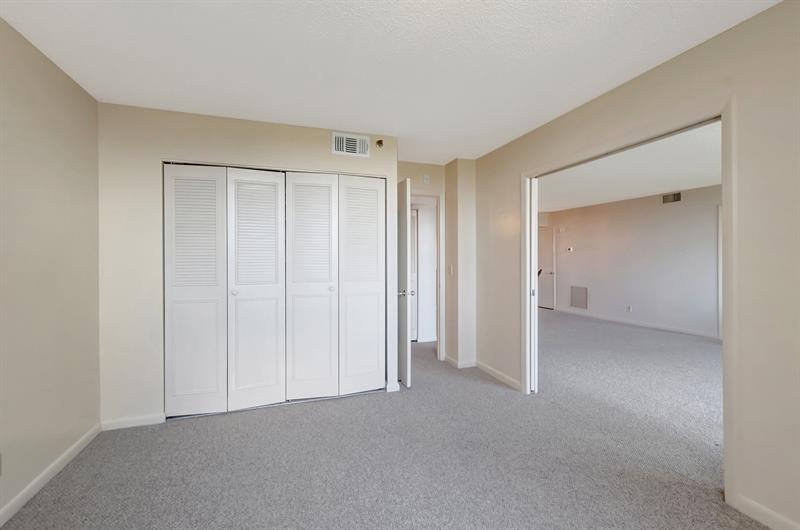 Image 13 of 24 For 5260 2nd Ave  504