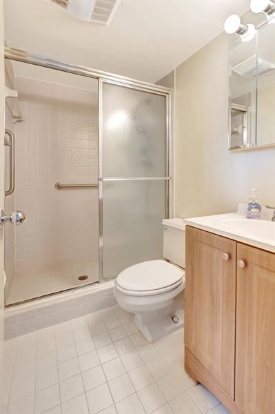 Image 21 of 24 For 5260 2nd Ave  504