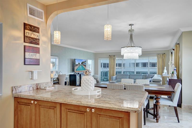 Image 19 of 74 For 3550 Galt Ocean Dr  211