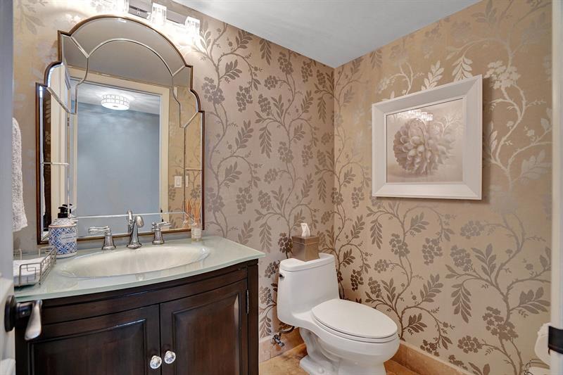 Image 38 of 74 For 3550 Galt Ocean Dr  211