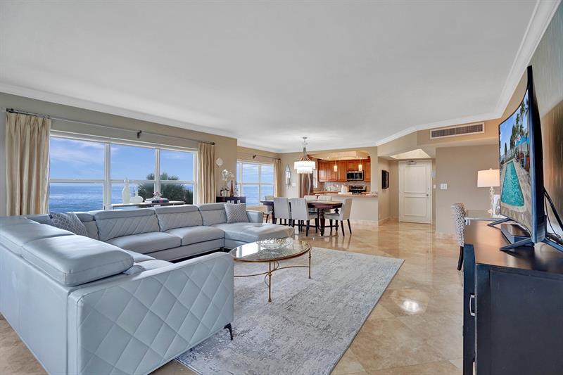 Image 4 of 74 For 3550 Galt Ocean Dr  211