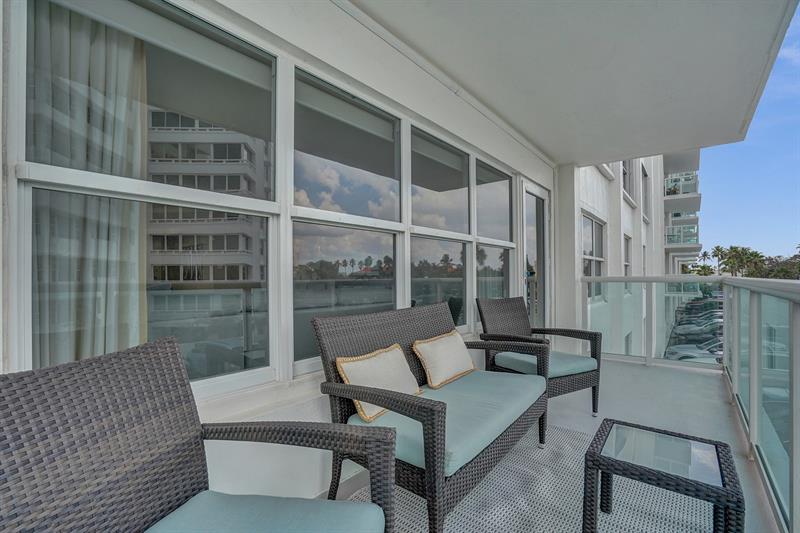 Image 44 of 74 For 3550 Galt Ocean Dr  211