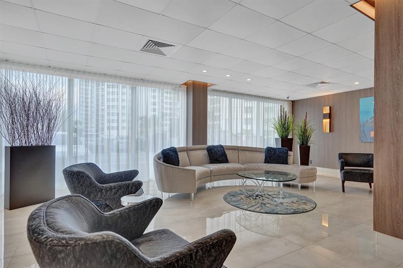 Image 47 of 74 For 3550 Galt Ocean Dr  211