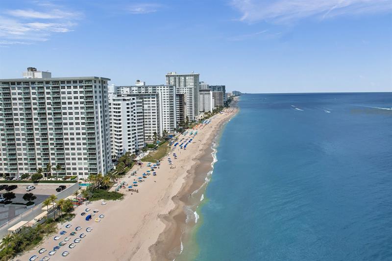 Image 65 of 74 For 3550 Galt Ocean Dr  211