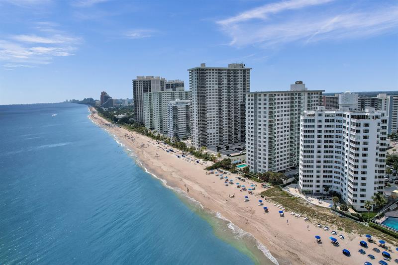 Image 70 of 74 For 3550 Galt Ocean Dr  211