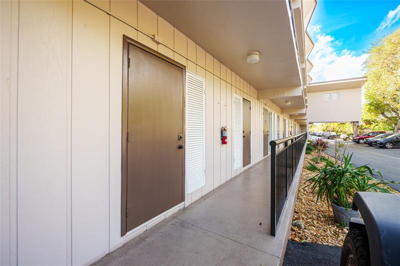 Image 19 of 20 For 1967 Ocean Blvd  103