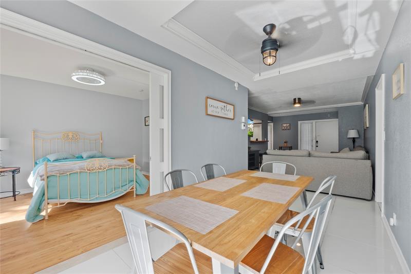 Image 7 of 20 For 1967 Ocean Blvd  103